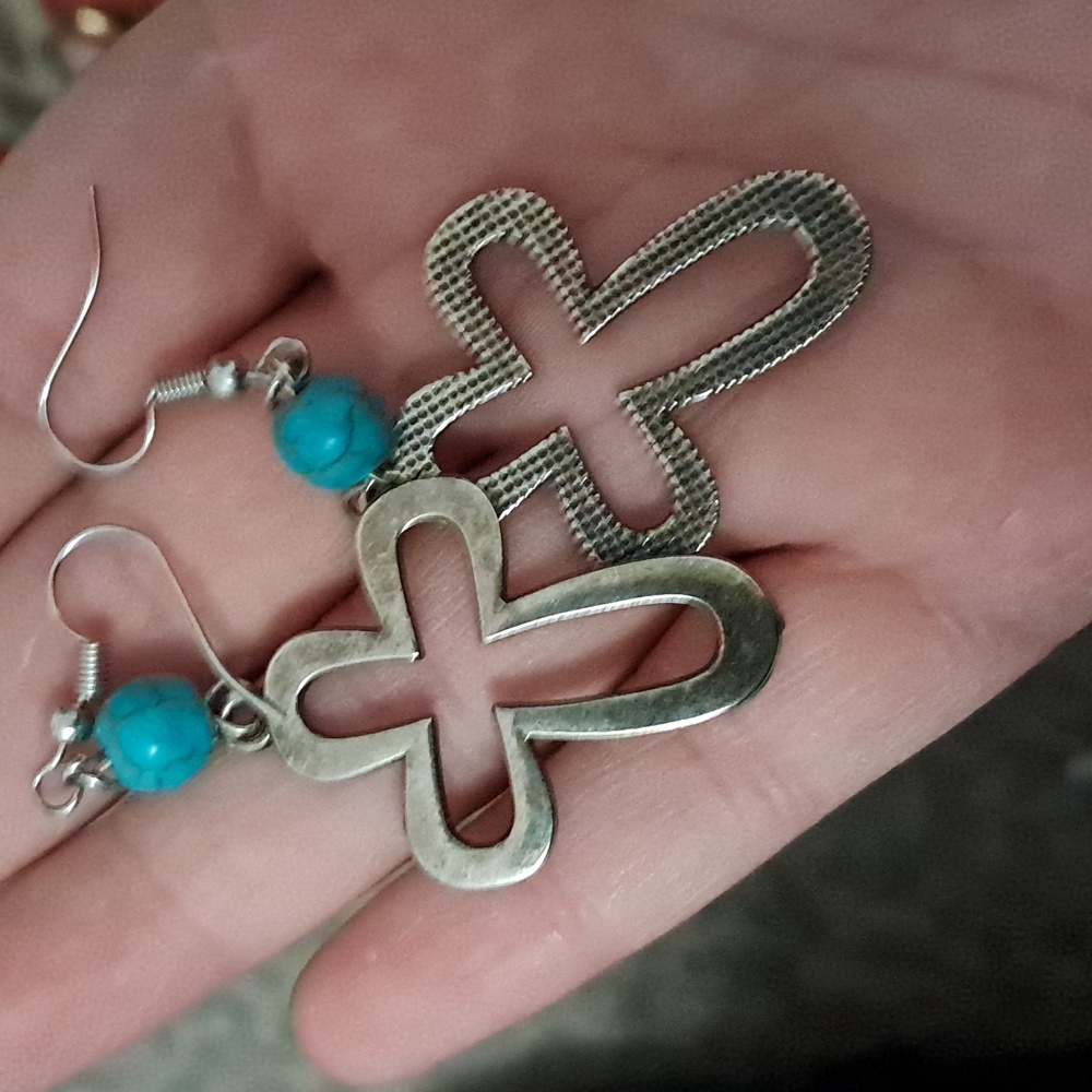 Indigenous Turqoise earrings
